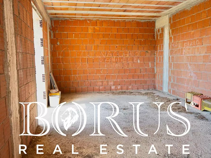 Immagine 21 di Casa indipendente in vendita  a Castel Volturno