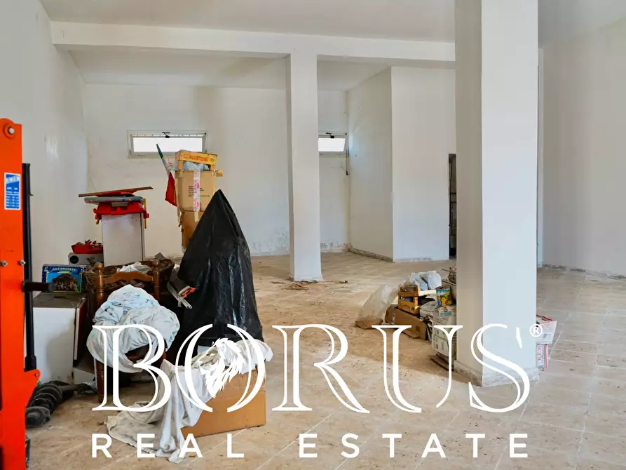 Immagine 30 di Casa indipendente in vendita  a Castel Volturno