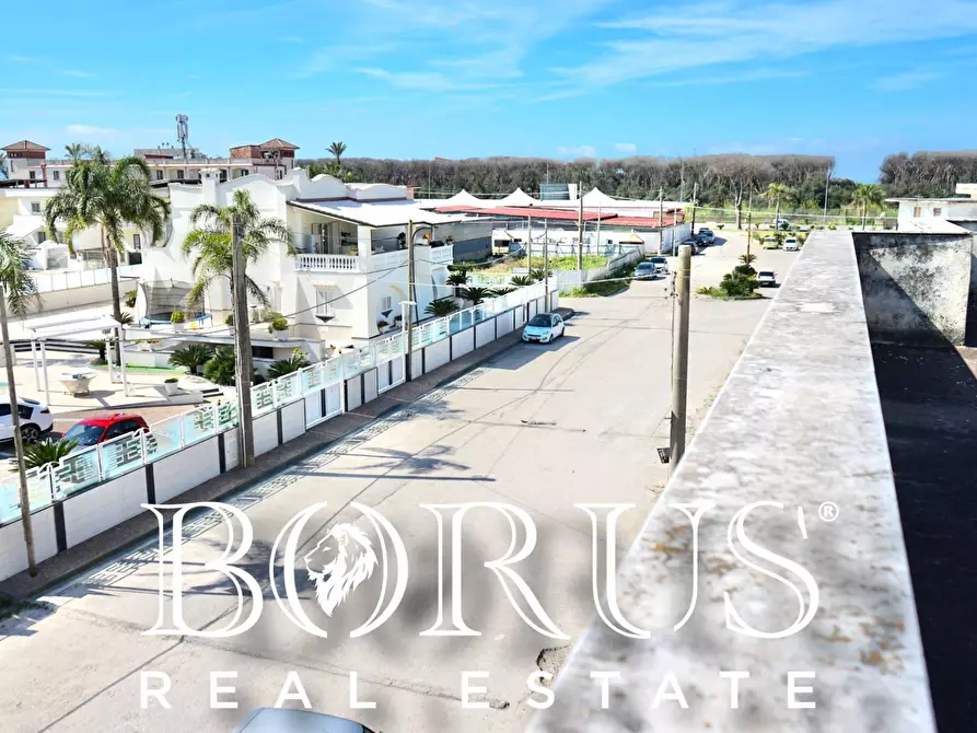 Immagine 2 di Casa indipendente in vendita  a Castel Volturno