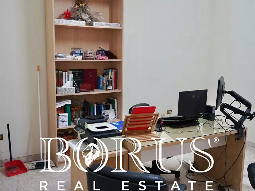 Immagine 2 di Locale commerciale in affitto  a Villa Literno