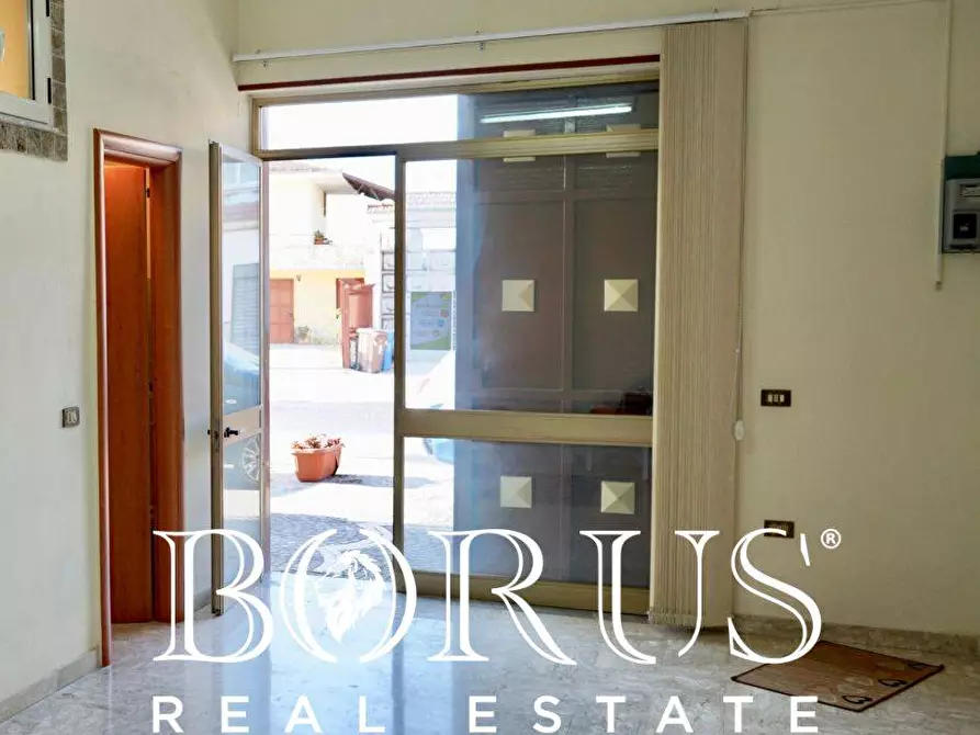 Immagine 5 di Locale commerciale in affitto  a Villa Literno