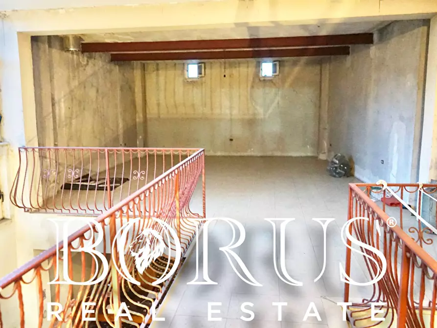 Immagine 30 di Casa indipendente in vendita  a Casal Di Principe