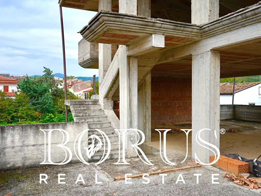 Immagine 28 di Villa in vendita  a Carinola