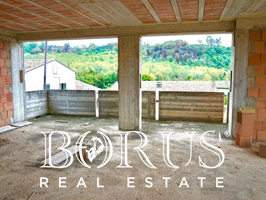 Immagine 29 di Villa in vendita  a Carinola