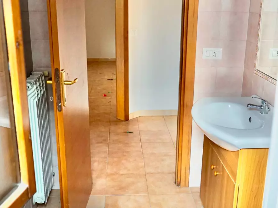 Immagine 15 di Appartamento in affitto  in Viale della libertà a Gricignano Di Aversa