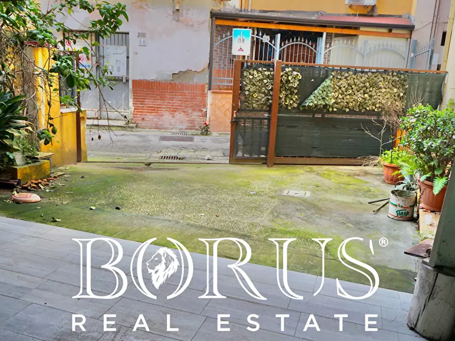 Immagine 29 di Casa indipendente in vendita  a Trentola Ducenta