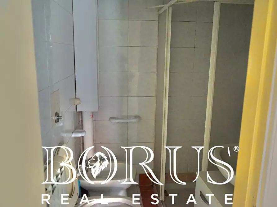 Immagine 26 di Casa indipendente in vendita  a Trentola Ducenta