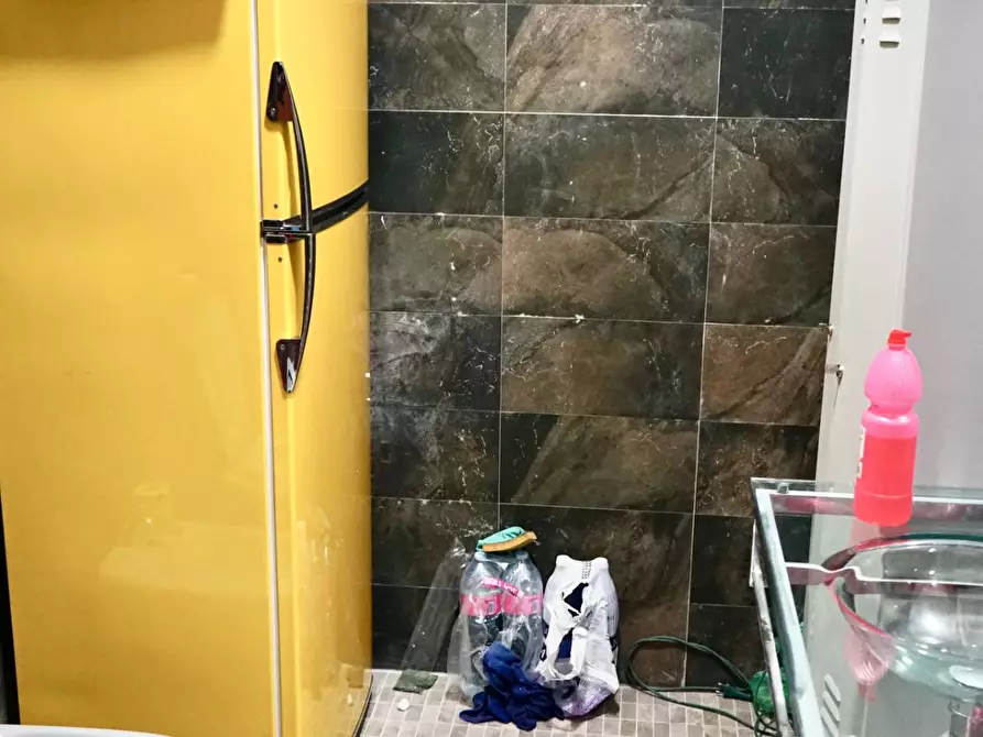 Immagine 16 di Ufficio in affitto  a Trentola Ducenta