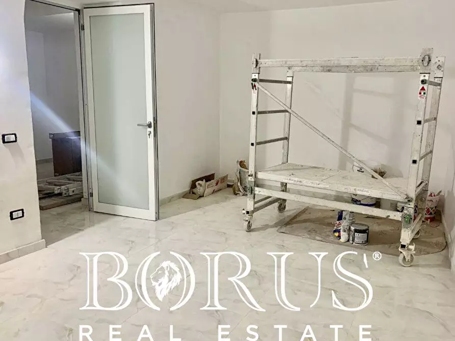 Immagine 4 di Ufficio in affitto  in Piazza Trieste e Trento a Aversa