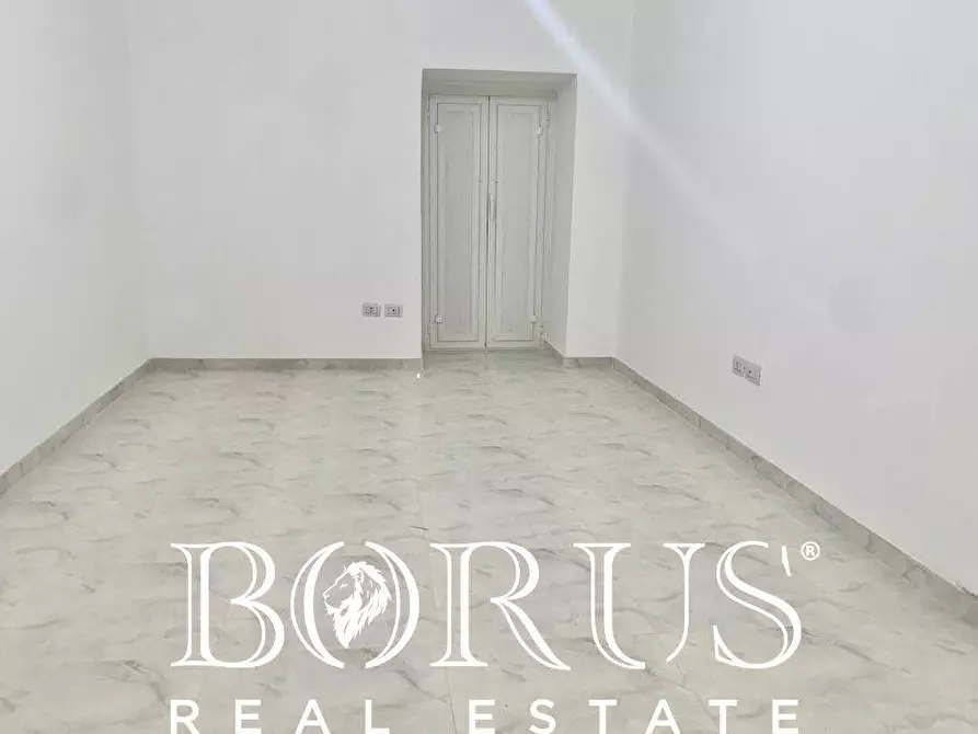 Immagine 10 di Ufficio in affitto  in Piazza Trieste e Trento a Aversa