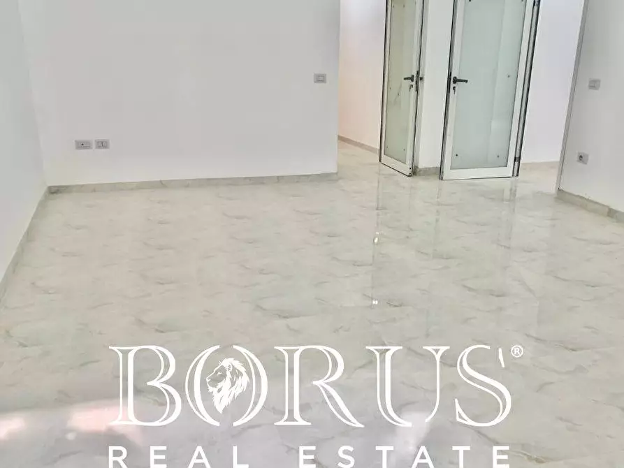 Immagine 19 di Ufficio in affitto  in Piazza Trieste e Trento a Aversa