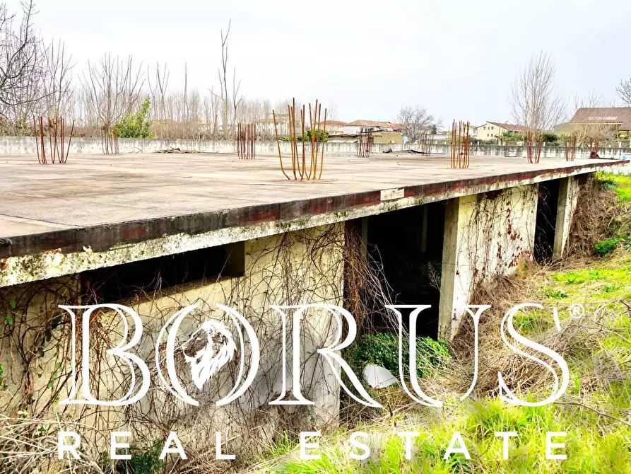 Immagine 1 di Magazzino in vendita  a San Marcellino