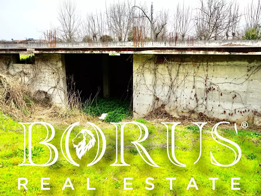 Immagine 4 di Magazzino in vendita  a San Marcellino