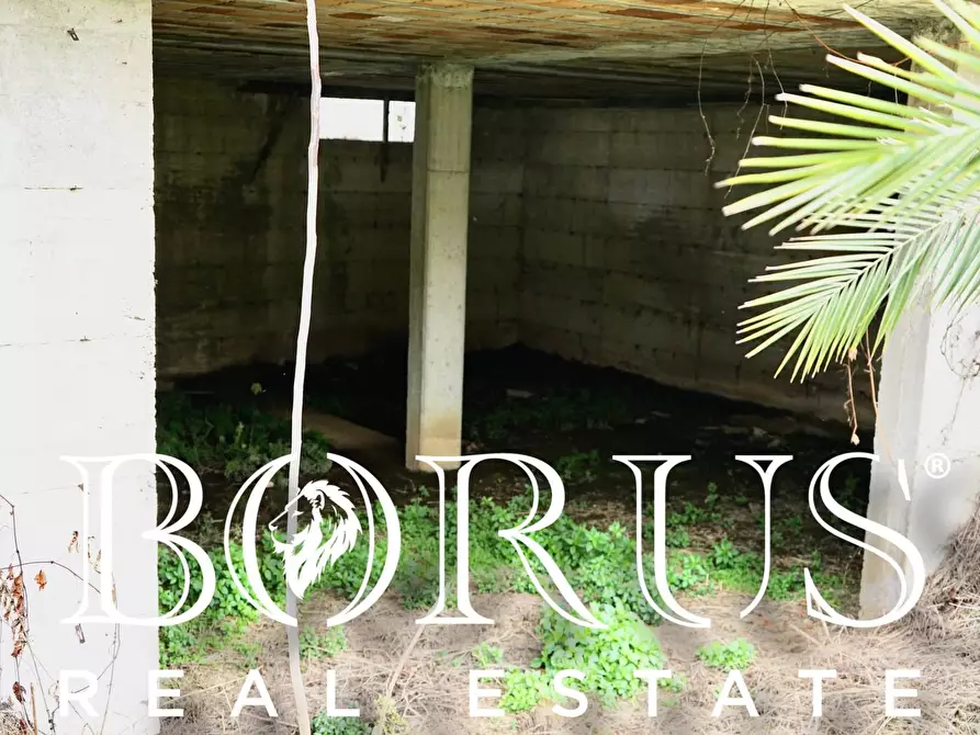 Immagine 12 di Magazzino in vendita  a San Marcellino