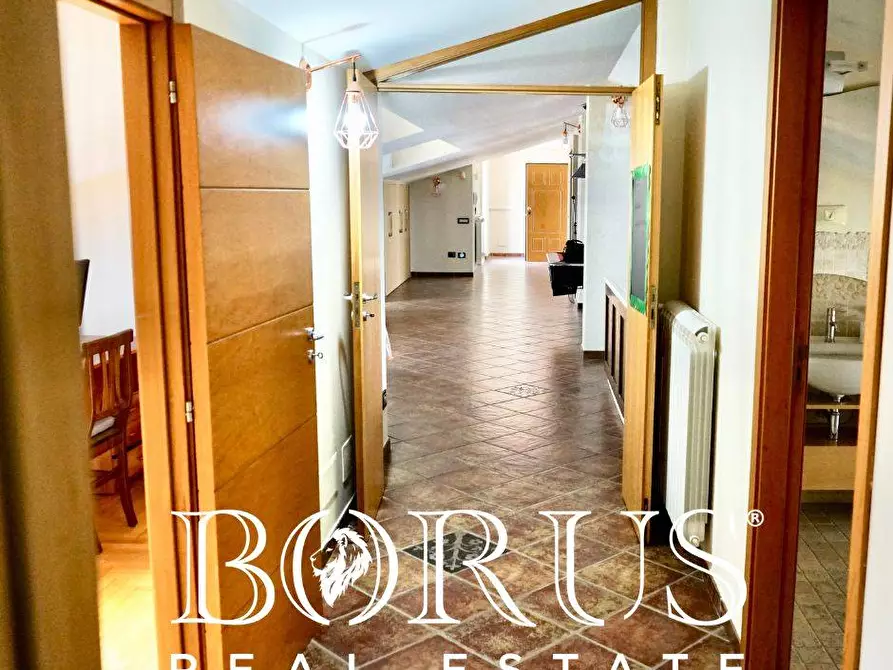 Immagine 11 di Attico in vendita  a Aversa