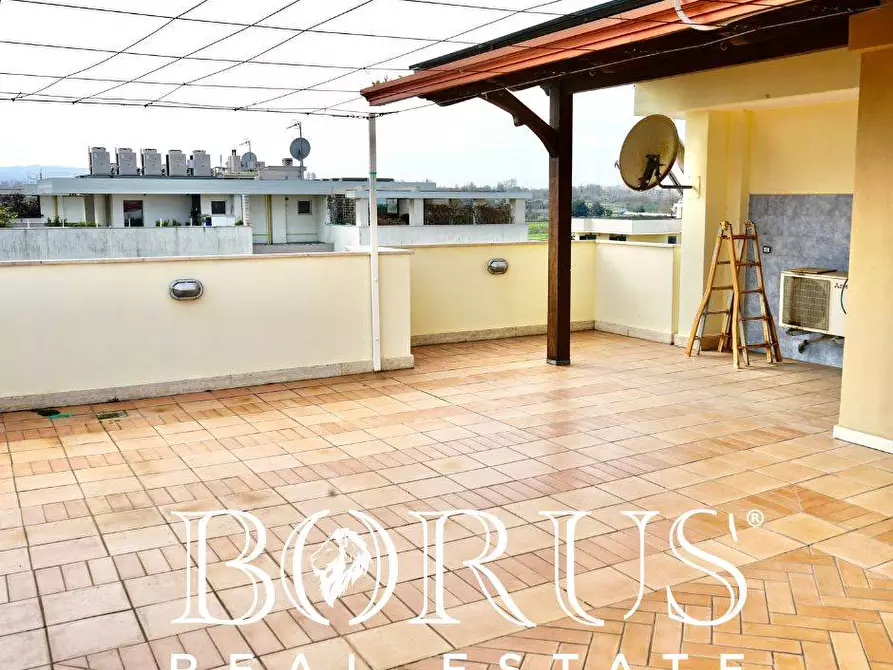 Immagine 26 di Attico in vendita  a Aversa