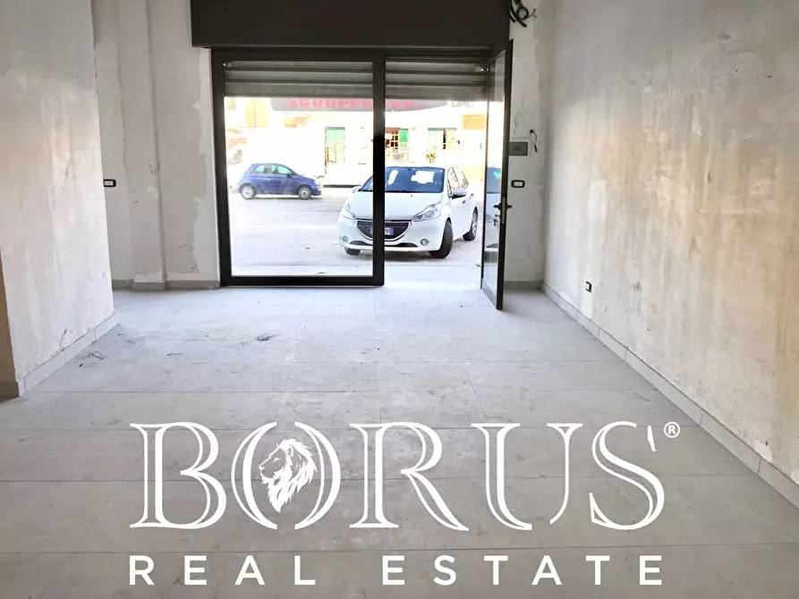 Immagine 6 di Locale commerciale in affitto  a Aversa