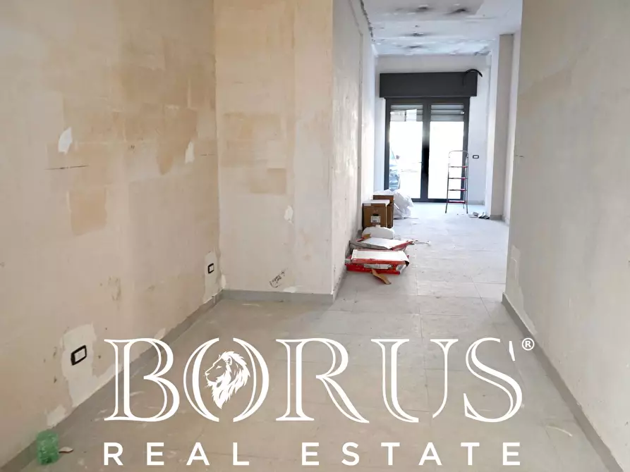 Immagine 7 di Locale commerciale in affitto  a Aversa