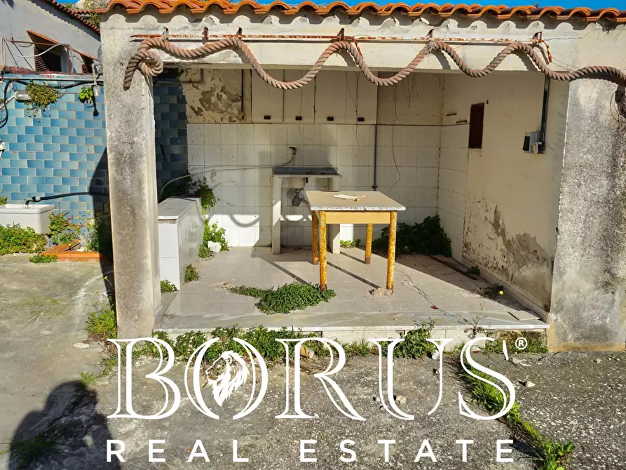 Immagine 10 di Casa indipendente in vendita  in VIALE BELLANO a Castel Volturno