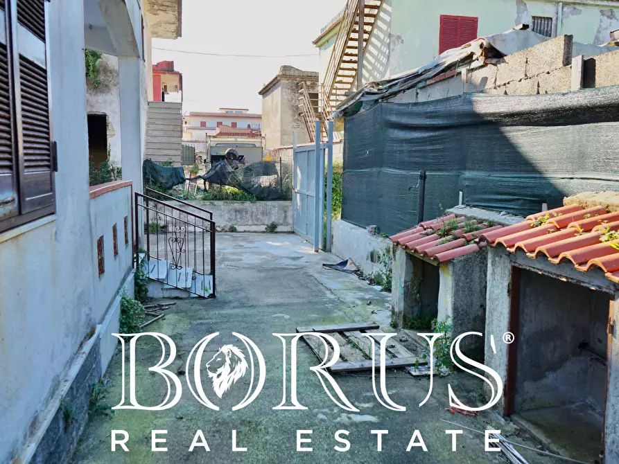 Immagine 5 di Casa indipendente in vendita  in VIALE BELLANO a Castel Volturno