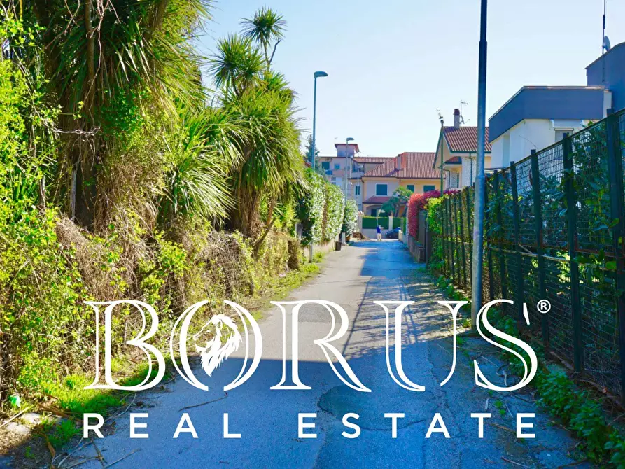 Immagine 15 di Terreno residenziale in vendita  in VIA ALDO MORO a Melito Di Napoli