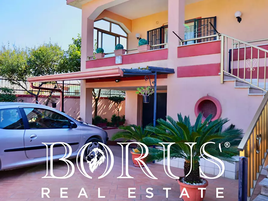 Immagine 1 di Villetta a schiera in vendita  in VIA CARDUCCI a Castel Volturno