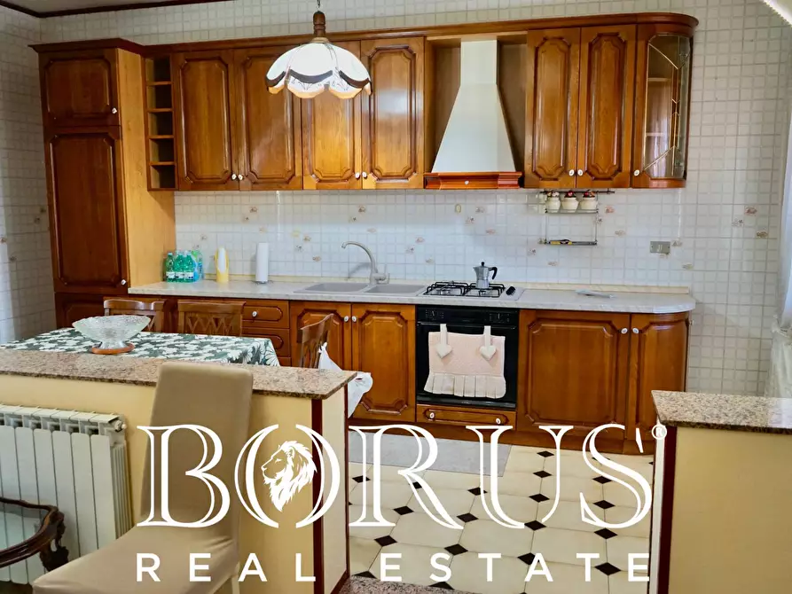 Immagine 8 di Villetta a schiera in vendita  in VIA CARDUCCI a Castel Volturno