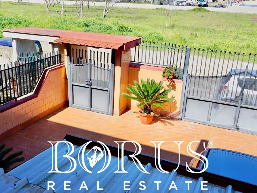 Immagine 7 di Villetta a schiera in vendita  in VIA CARDUCCI a Castel Volturno