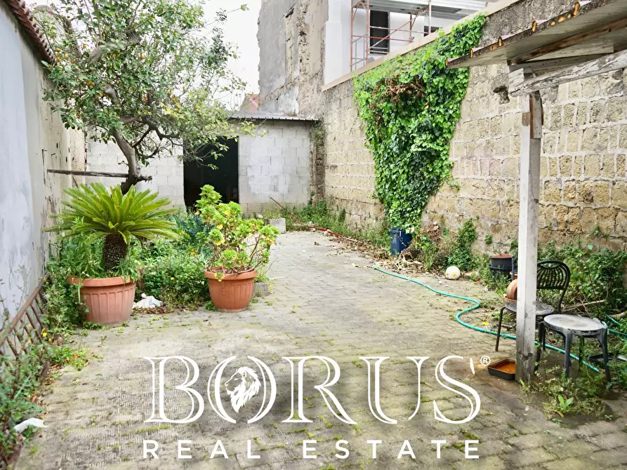 Immagine 2 di Casa indipendente in vendita  a Casal Di Principe