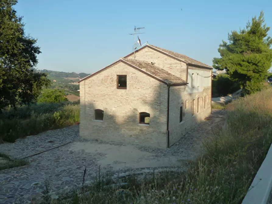 Immagine 3 di Casa indipendente in vendita  a Acquaviva Picena