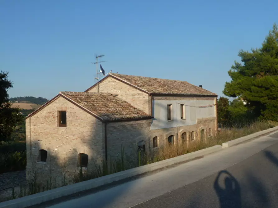 Immagine 4 di Casa indipendente in vendita  a Acquaviva Picena