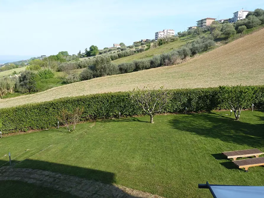 Immagine 23 di Villa in vendita  a Monteprandone