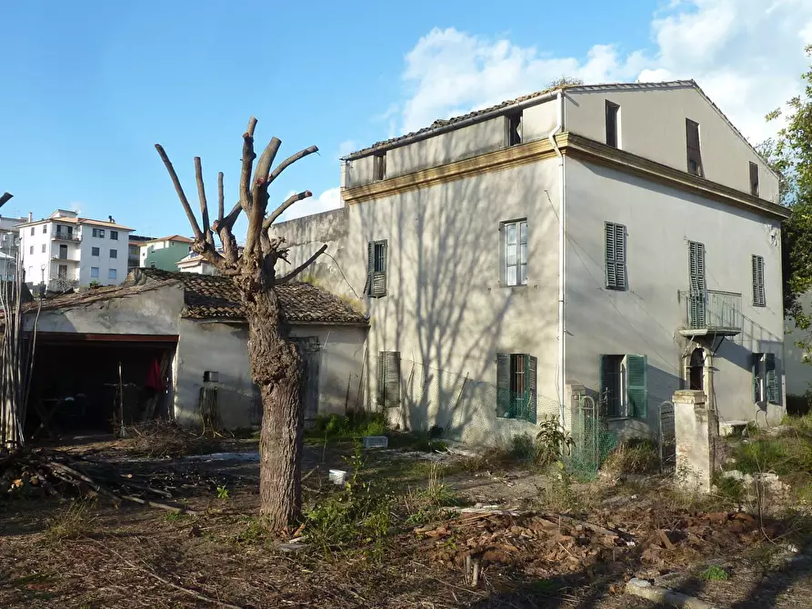 Immagine 9 di Casa indipendente in vendita  a San Benedetto Del Tronto