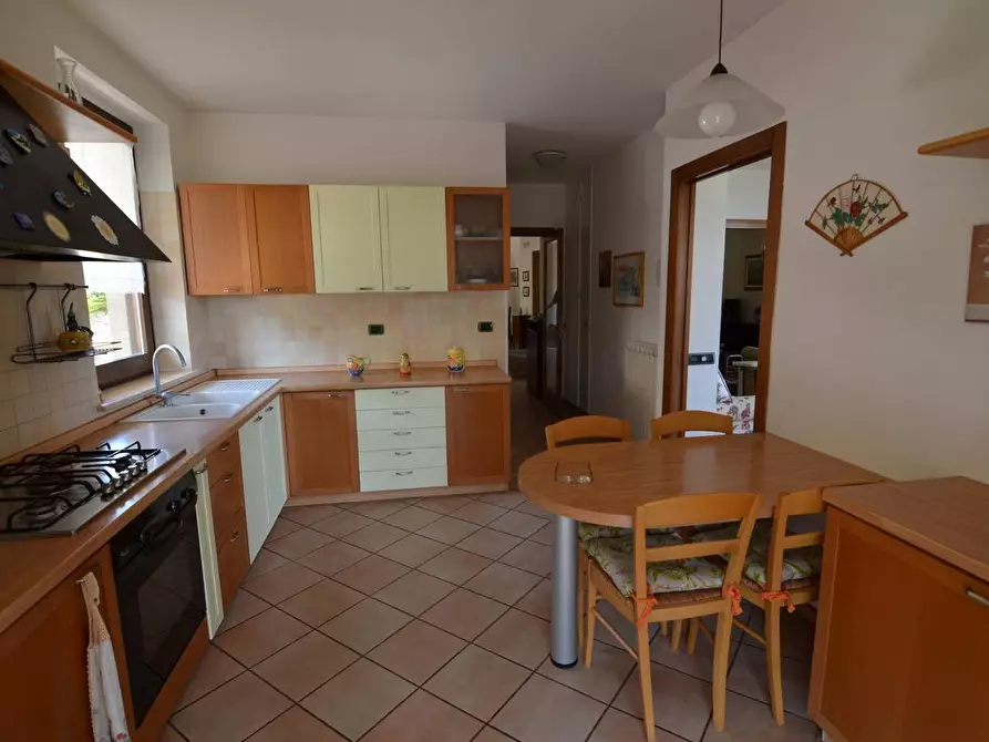 Immagine 28 di Villa in vendita  a Acquaviva Picena