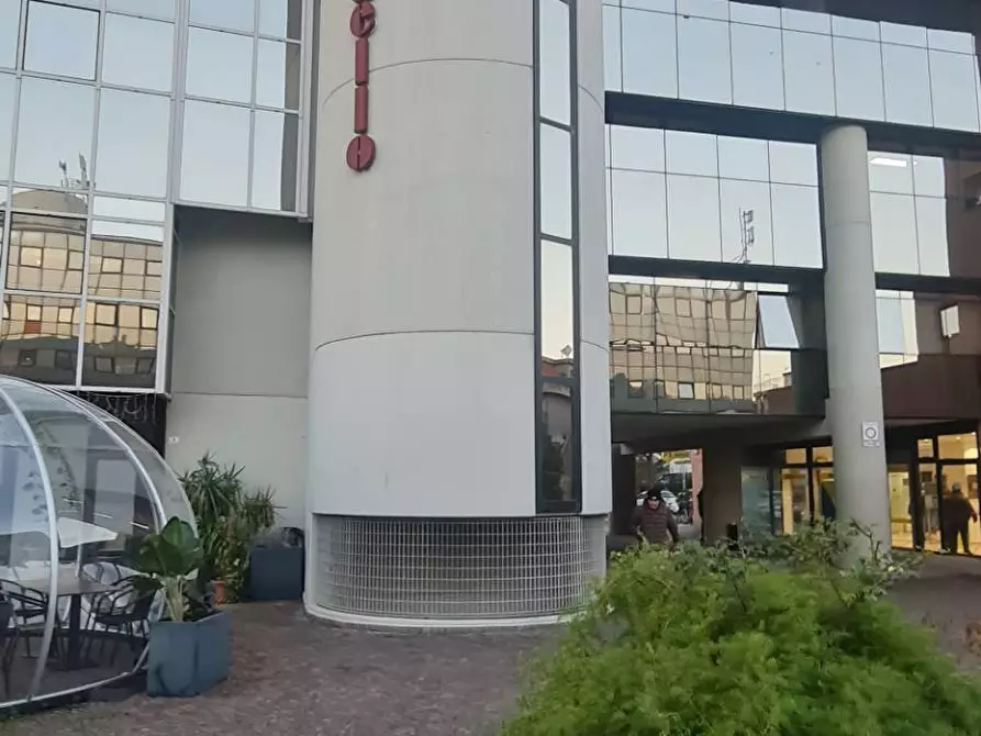 Immagine 7 di Locale commerciale in vendita  a San Benedetto Del Tronto