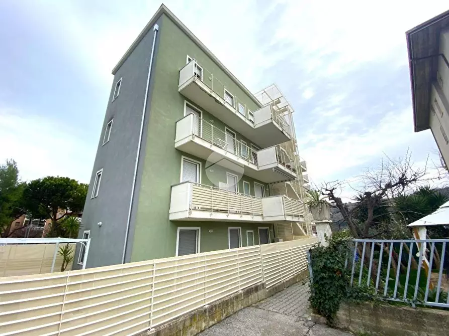 Immagine 14 di Appartamento in vendita  a Grottammare