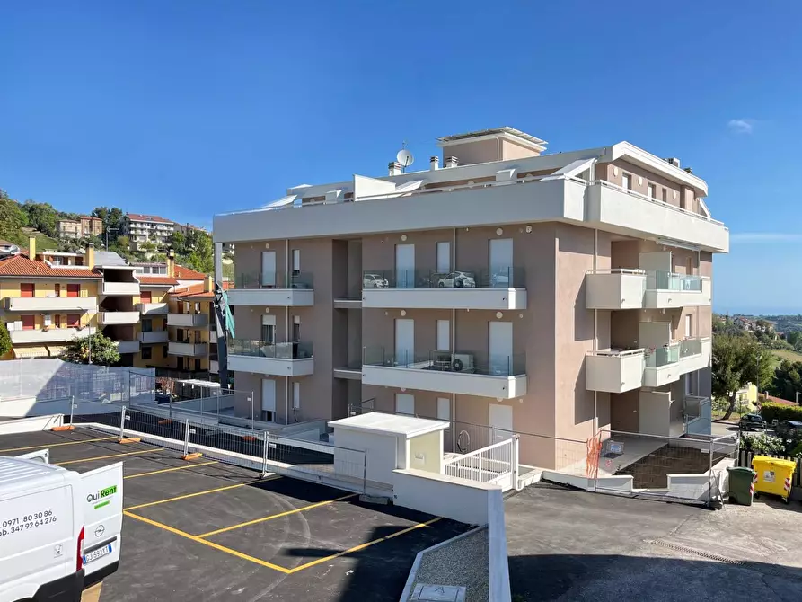 Immagine 7 di Appartamento in vendita  a Acquaviva Picena