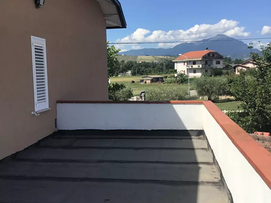 Immagine 25 di Villa in vendita  a Sant'omero