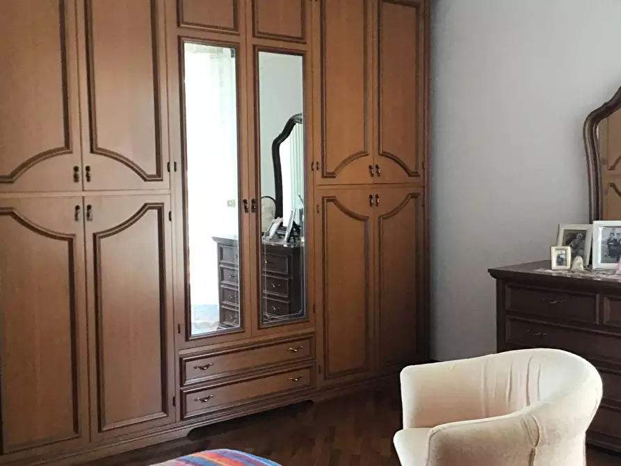 Immagine 29 di Villa in vendita  a Sant'omero