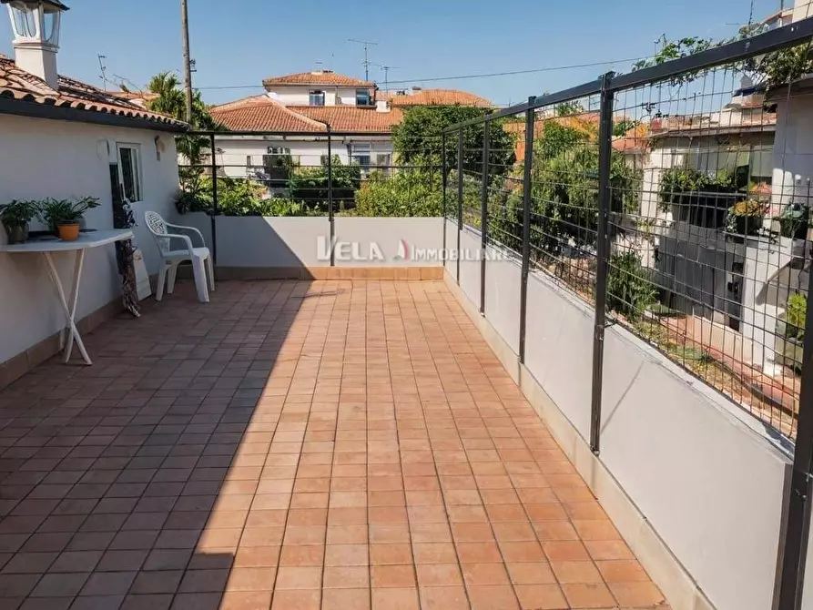 Immagine 22 di Appartamento in vendita  a San Benedetto Del Tronto