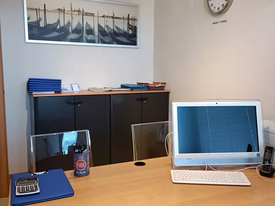 Immagine 7 di Ufficio in vendita  in via Cesare Battisti a Rovato