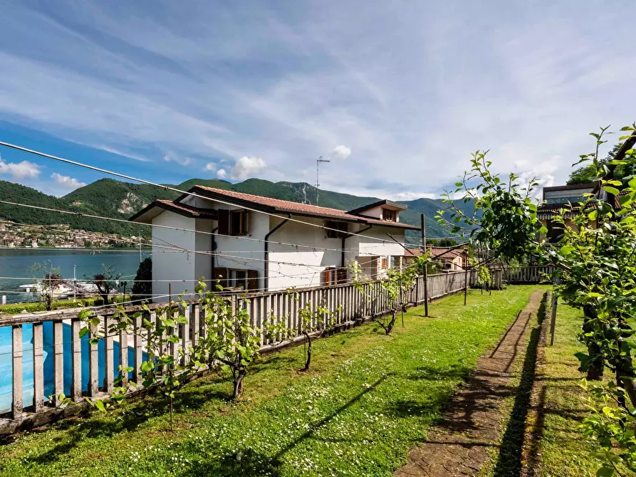 Immagine 21 di Villa in vendita  in Via Mazzini a Paratico