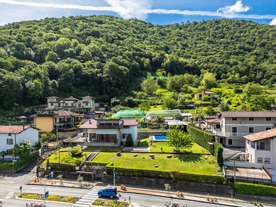 Immagine 30 di Villa in vendita  in Via Mazzini a Paratico