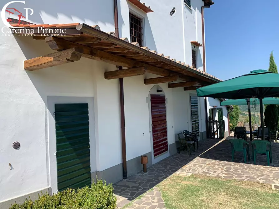 Immagine 3 di Villa in vendita  in via di Badia a Barberino Di Mugello