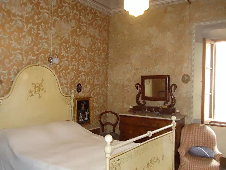 Immagine 5 di Palazzo in vendita  in via San Matteo a San Gimignano