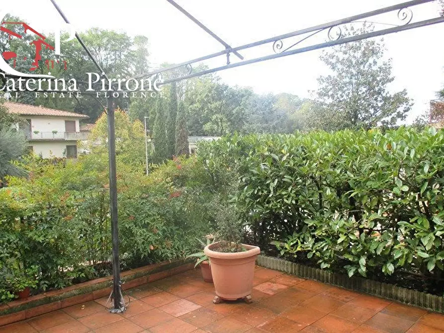 Immagine 3 di Villa in vendita  a Bagno A Ripoli