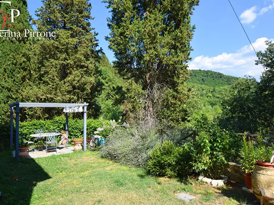 Immagine 11 di Rustico / casale in vendita  in via di Valle a Pontassieve