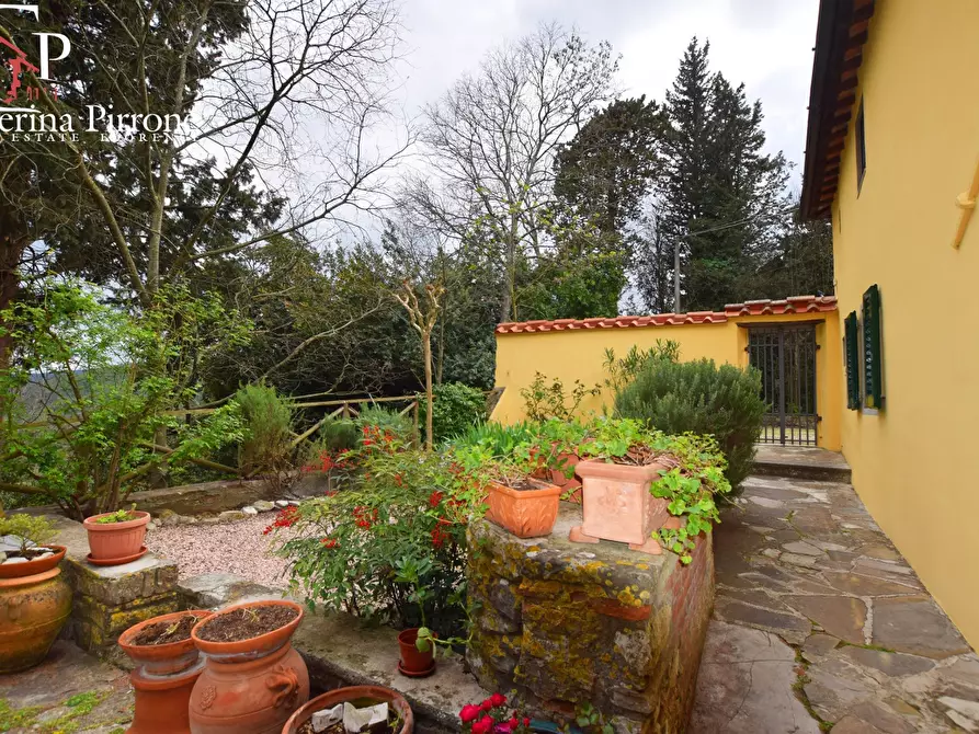 Immagine 2 di Rustico / casale in vendita  in via di Valle a Pontassieve