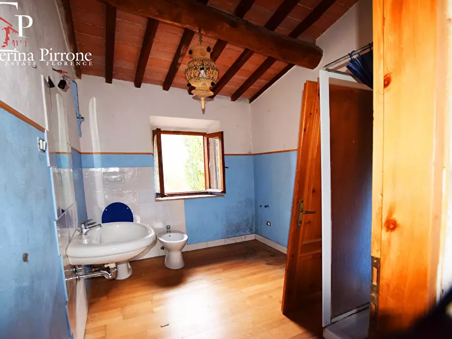 Immagine 25 di Rustico / casale in vendita  in via di Ontignano a Fiesole