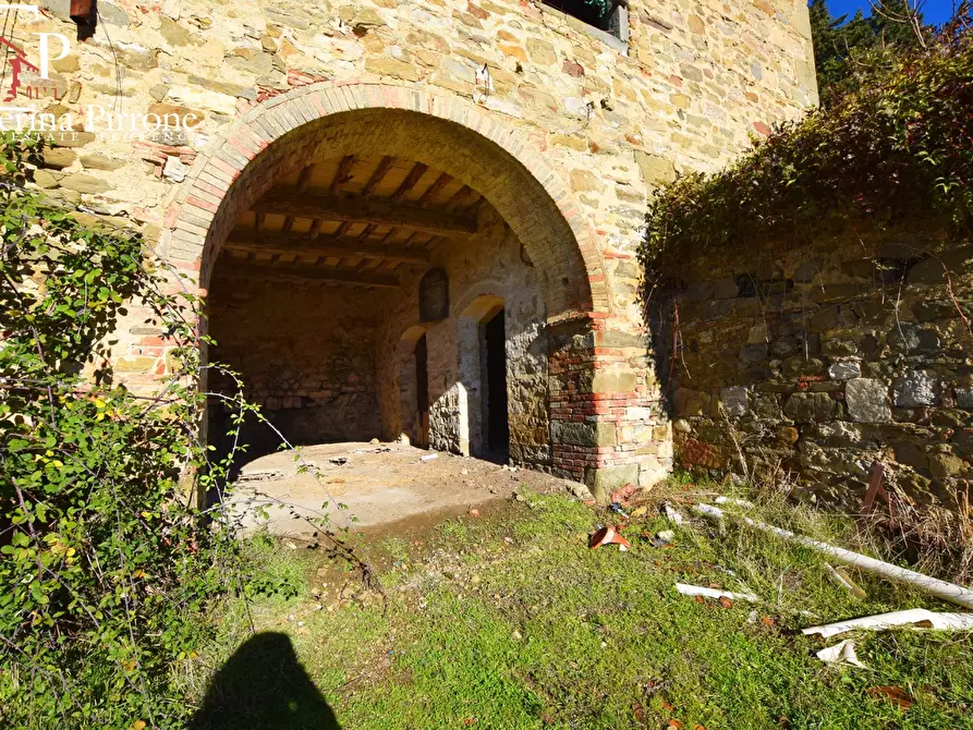 Immagine 3 di Rustico / casale in vendita  a Radda In Chianti